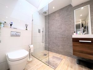 Photo 14- click for photo gallery